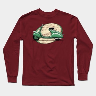 The classic and iconic green Italian scooter Long Sleeve T-Shirt